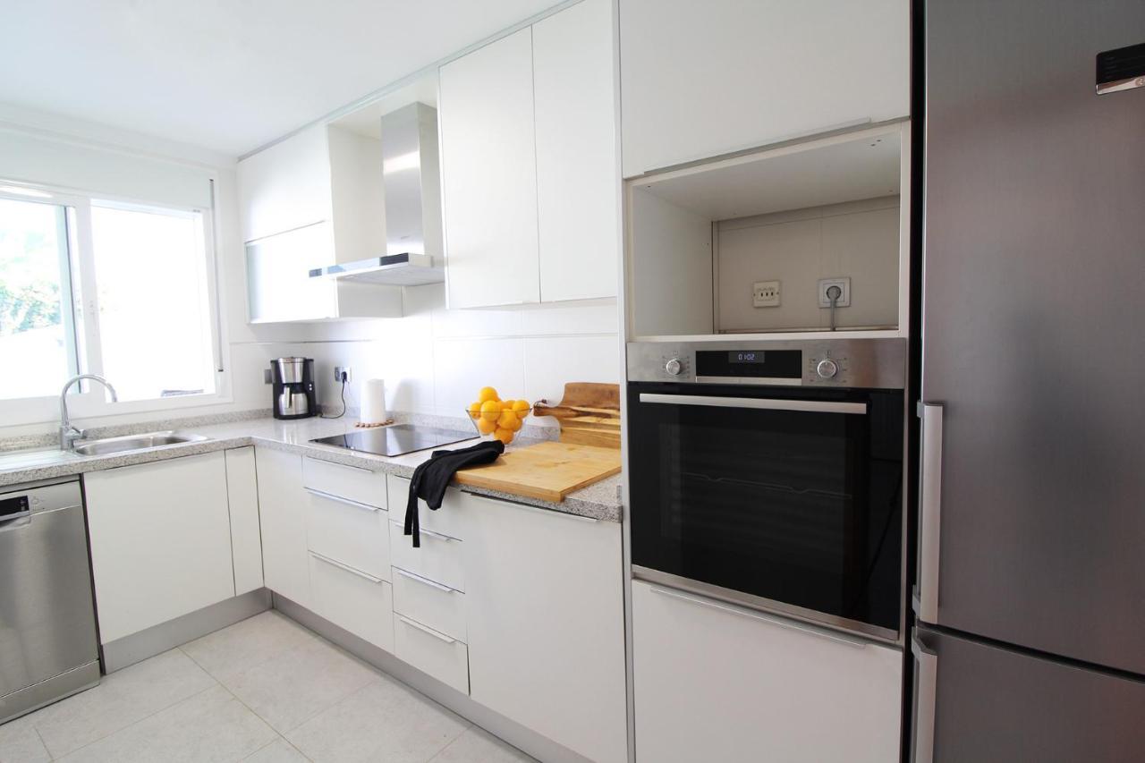 Global Properties, Bonito Adosado Con Jardin En La Playa De Almarda Villa Sagunto Luaran gambar