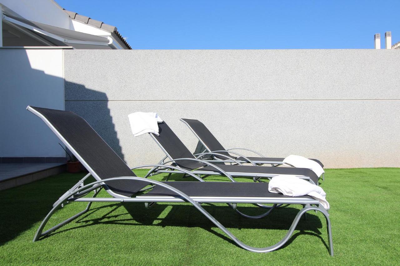 Global Properties, Bonito Adosado Con Jardin En La Playa De Almarda Villa Sagunto Luaran gambar