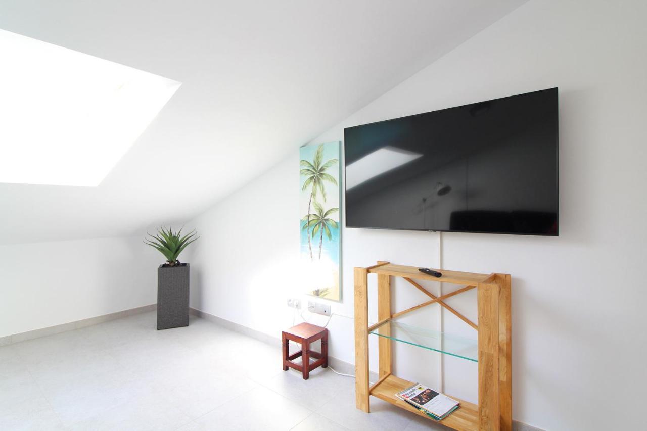 Global Properties, Bonito Adosado Con Jardin En La Playa De Almarda Villa Sagunto Luaran gambar